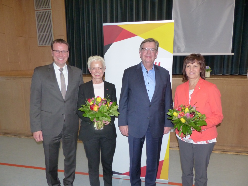 Willi Stächele und Rosa Karcher gewählt