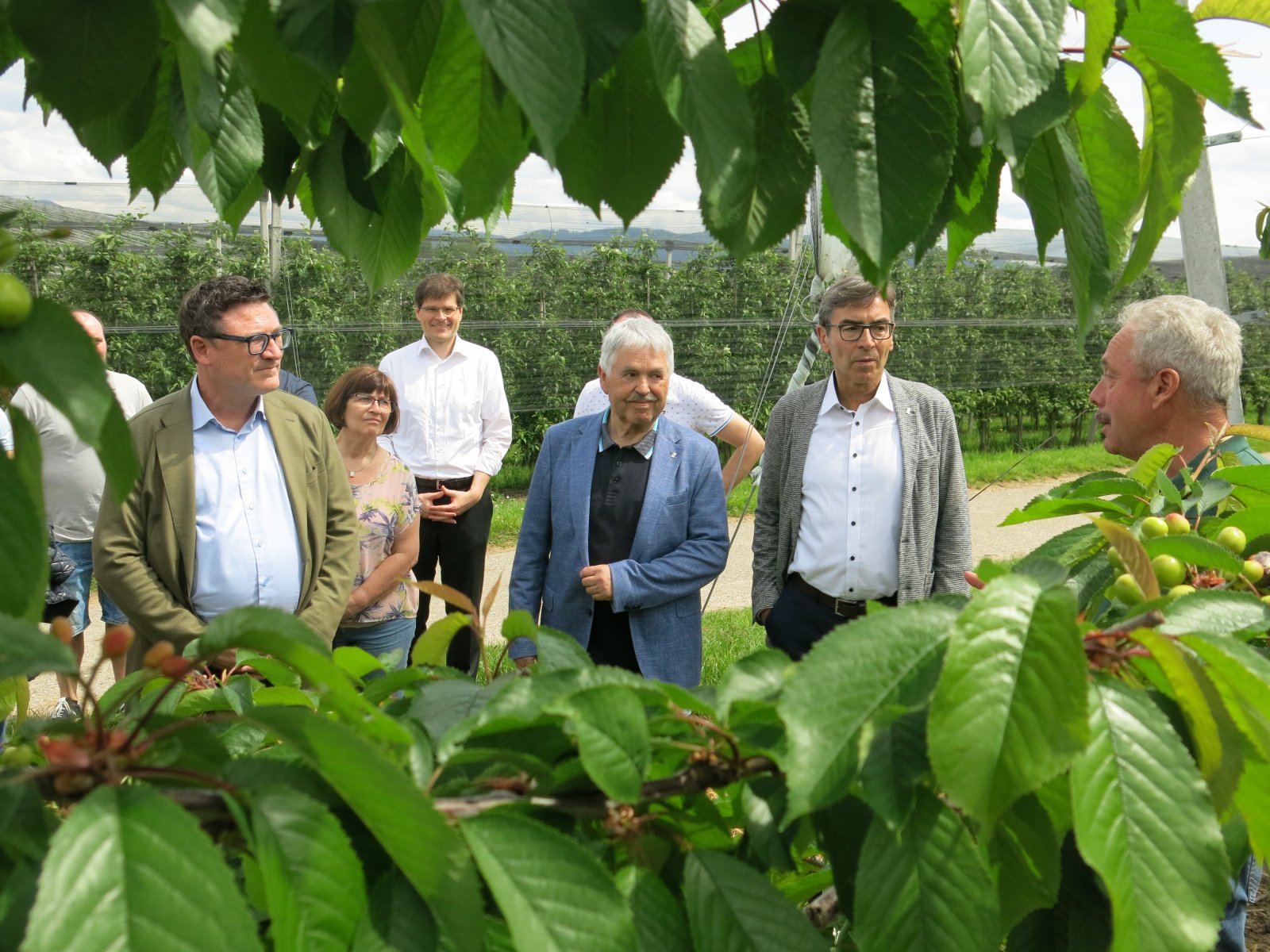 Obsthof Zink Besuch von Dr. Stefan Kaufmann